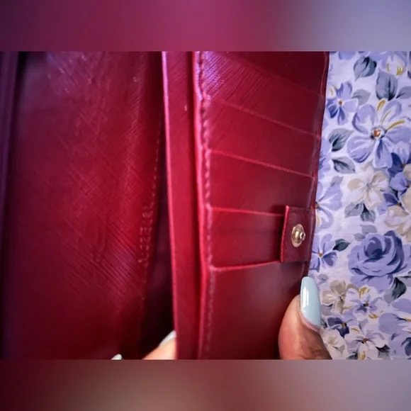 Salvatore Ferragamo Burgundy Wallet with Gold Accent - Picture 6 of 9